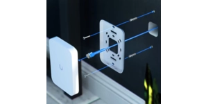 UNIFI ACCESS POINT WIFI7 2.5 GbE POE MURAL 200+ connected devices, 4 spatial streams, 115m2 – vue 5