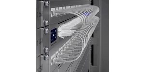 Switch réseau manageable niveau 3 32 ports – vue 5