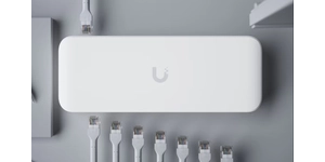 SWITCH UNIFI 7 PORTS GbE PoE 52W Alimente par alimentation 60W fournie – vue 4